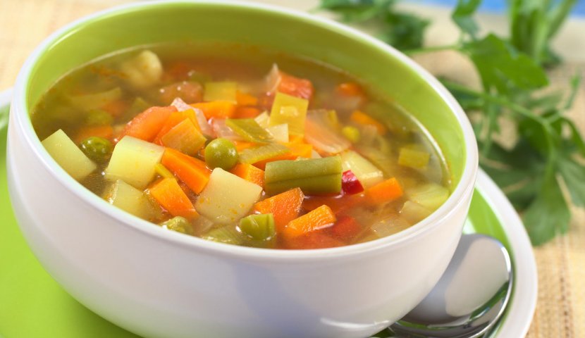 Легкий суп с овощами